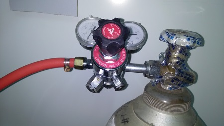 二氧化碳减压阀